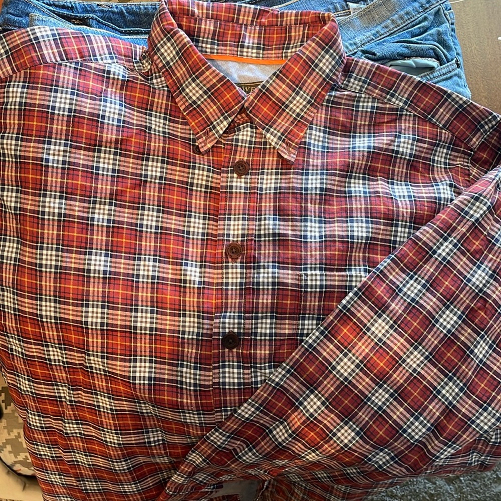 J.L. Powell Large long sleeve button up plaid shirt.